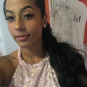 Meet your Posher, Lex. ✨